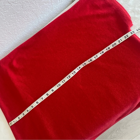 Sofia cashmere red cashmere poncho sweater - Picture 6 of 7